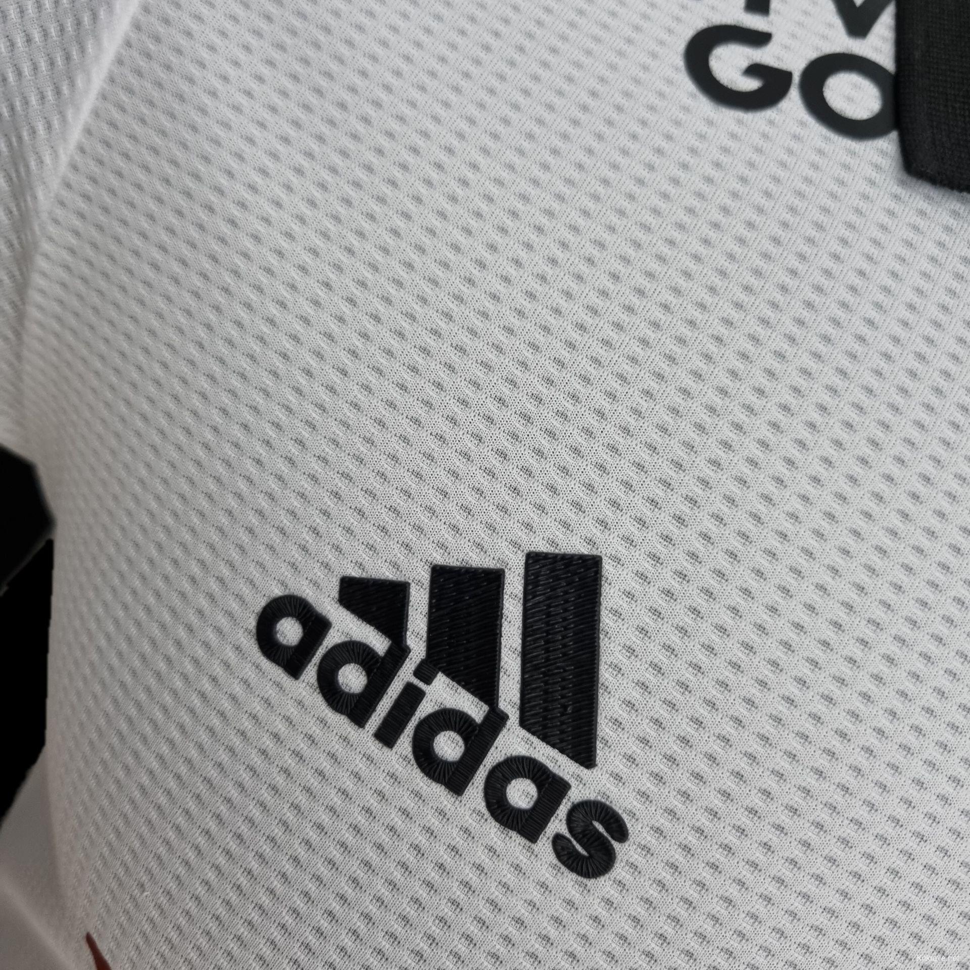 Player Version 22/23 Colo Colo Home Soccer Jersey