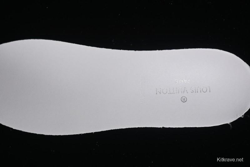 Louis Vuitton Archlight Sneakers with Wave-shaped Sole and Oversized Tongue - MBJ0