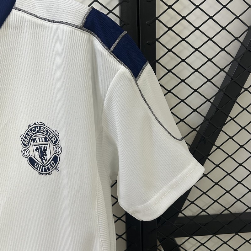 00/01 Retro Manchester United Away Jersey