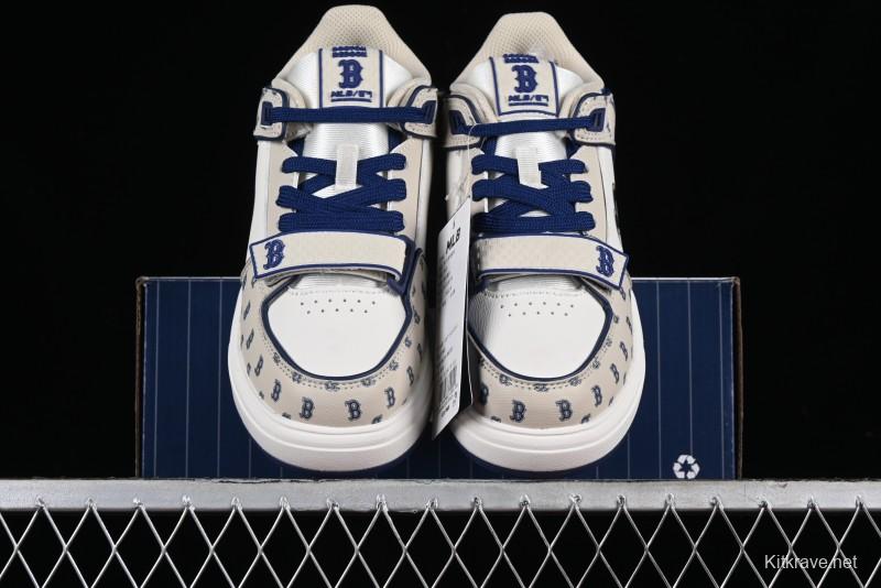MLB Chunky Liner New York Yankees Lightweight Platform Sneakers with 6cm Height Increase - 3ASXLM13N43BGL