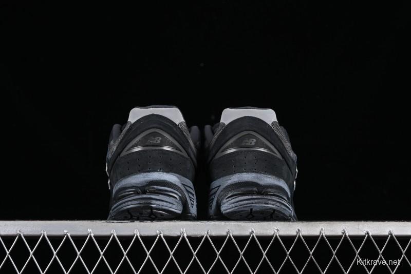 New Balance 2002 Series Retro Casual Running Shoes with Upgraded N-ERGY Cushioning - M2002RBV