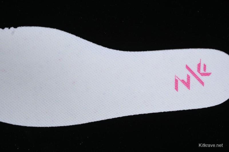 Nike Zoom Fly 6 Lightweight Responsive Running Shoes with Flyknit and React Technology - FN8454-100