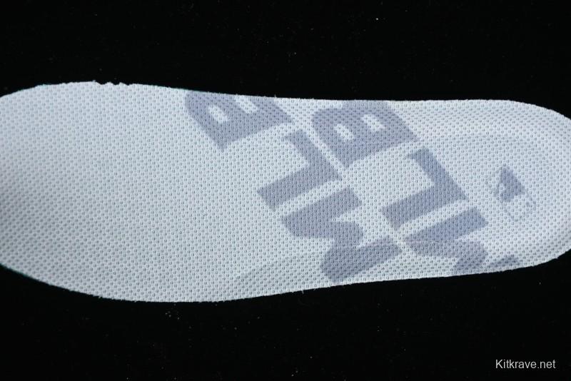 New York Yankees MLB Chunky Runner Basic Lace-Up Lightweight Casual Sneakers - 3ASXCBS4N50IVS