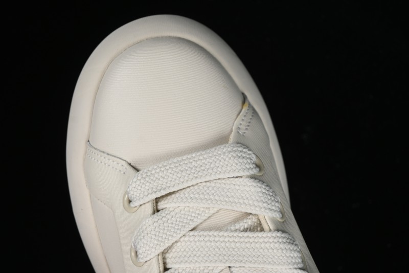 MLB Chunky Classic Base New York Yankees Lightweight Platform Casual Sneakers - 3ASXCCB4N07CRS