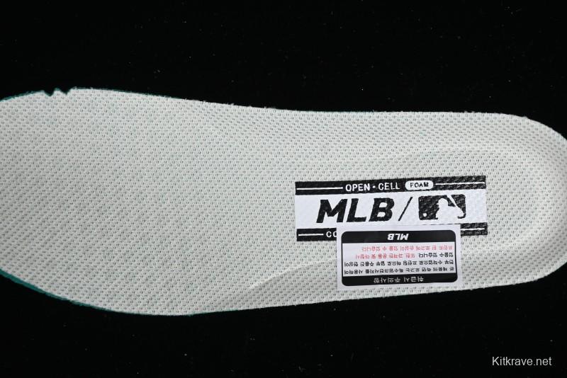 MLB Chunky Liner Basic New York Yankees Thick Platform Casual Sneakers with 6cm Height Increase - 3ASXCLS3N43WIS