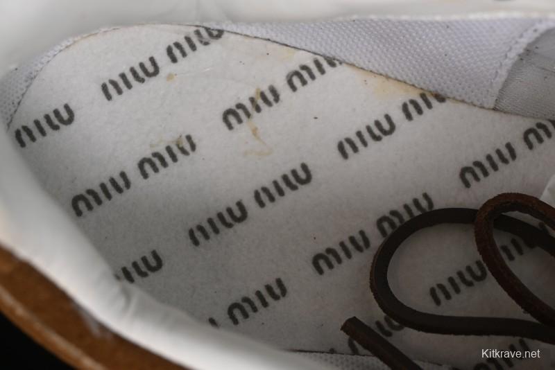 Miu Miu x New Balance 530 Low-Top Retro Running Shoes with Deconstructed Design - 38165