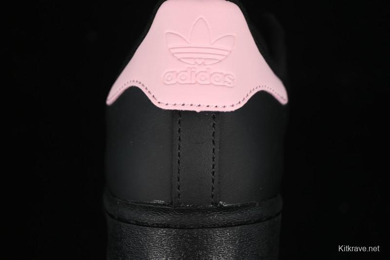 Adidas Superstar EG4959 Casual Sneakers with Shell Toe Design