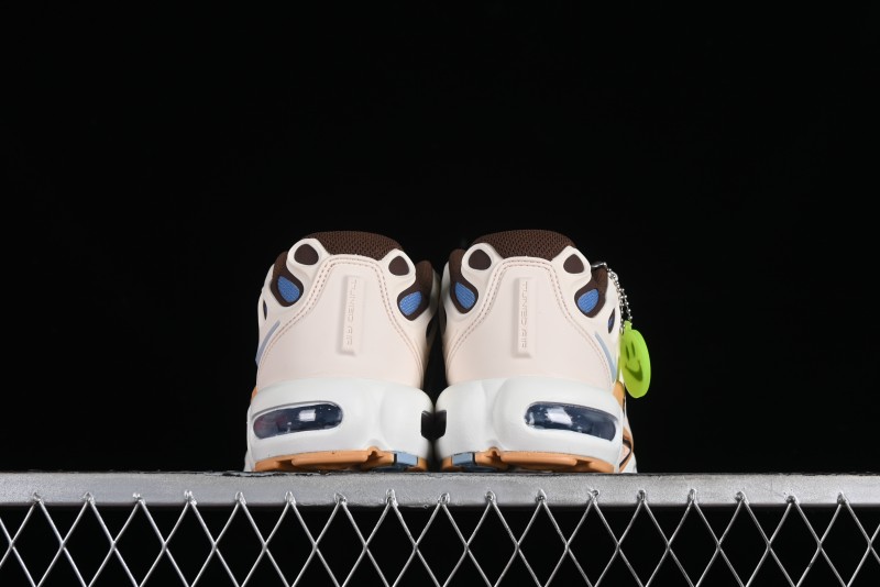 Nike Air Max Plus Drift Running Shoes with Air Cushion Technology - FD4290-001