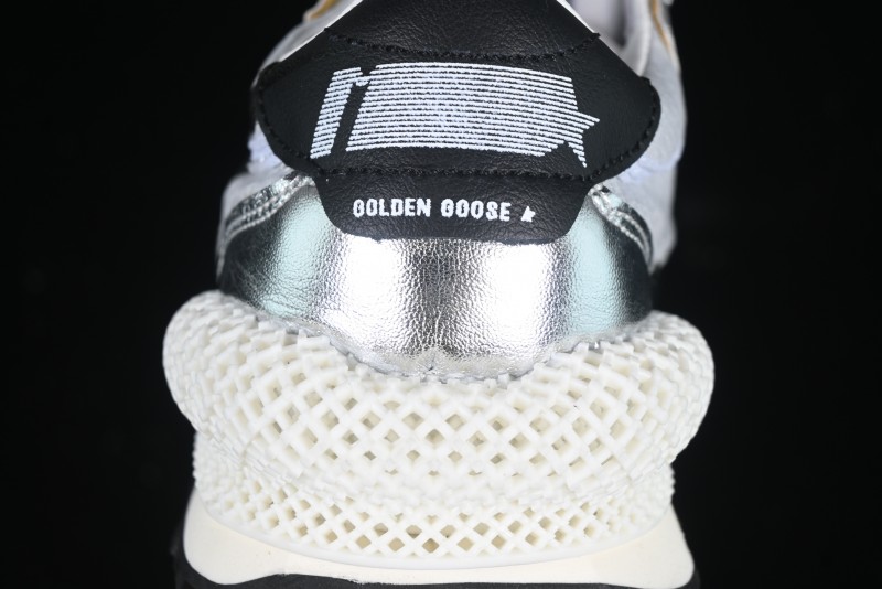 Golden Goose Marathon Silver Comfortable Low-Top Lifestyle Sneakers - X.E5
