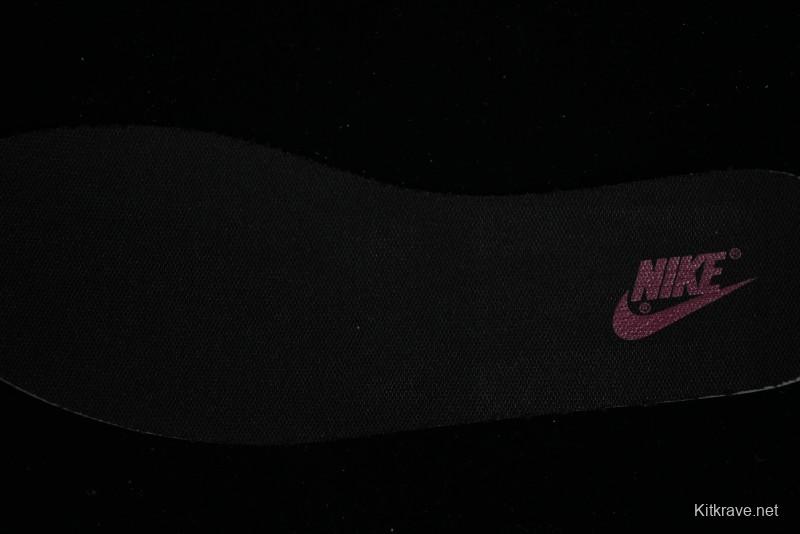 Nike SB Dunk Low Custom Collaboration Otomo Katsuhiro x Nike SB Dunk Low "Steamboy OST" - CT0856-101