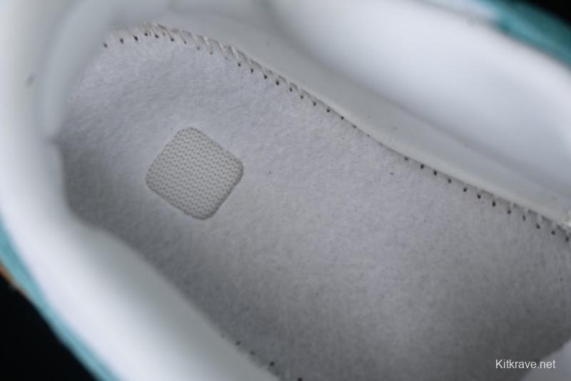 Nike SB Day One Low Top Casual Skate Shoes with Air Zoom Cushion - FN4210-301