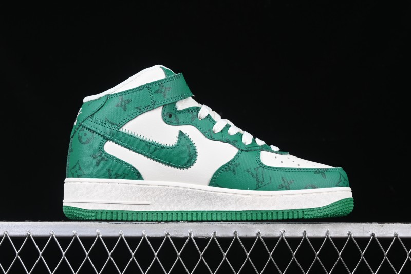Nike Air Force 1 '07 Mid Casual Sneakers in Green - LL0222-002