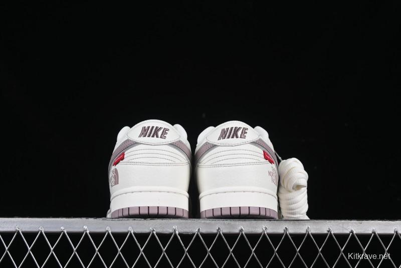 Nike SB Dunk Low Supreme x The North Face Low-Top Casual Skate Shoes - BM0234-507