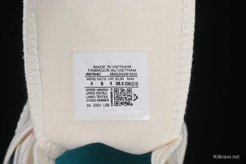 Converse Chuck 1970s High Top Casual Sneakers with Star Stitching and White-Pink-Blue Mismatched Design - A15744C