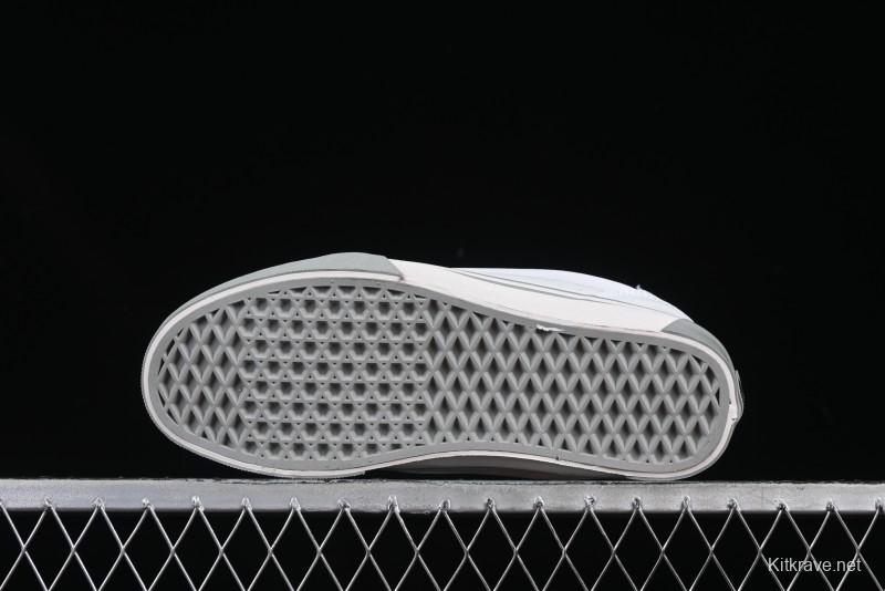 Vans Knu Skool Low-Top Retro Chunky Sneakers - VN0009QCBUH