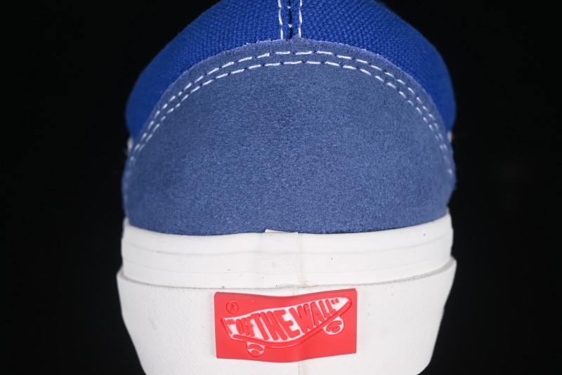 Vans Premium Old Skool 36 Retro Skate Shoes with Full-Grain Leather and Cushioned Insole - VN000CQDDWR