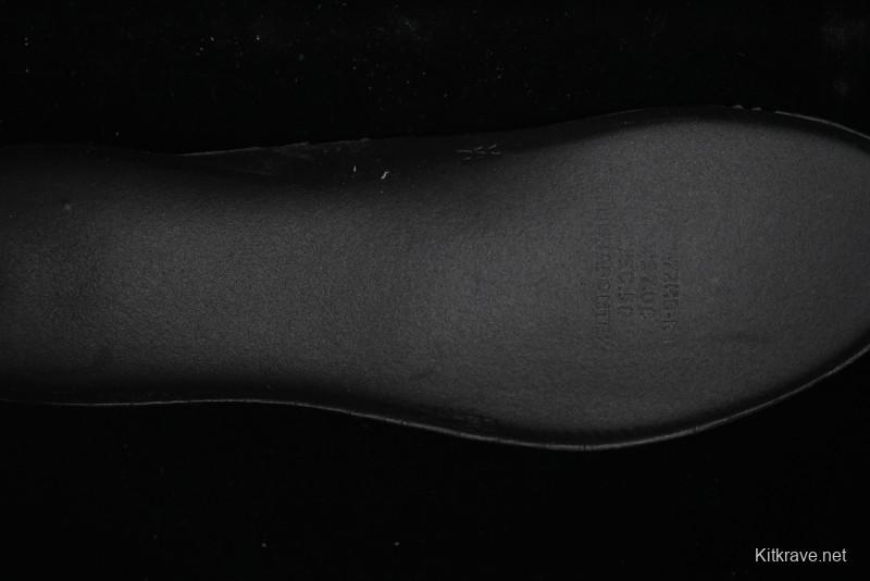 Nike Shox TL Nova - Red & Black High-Performance Sneakers