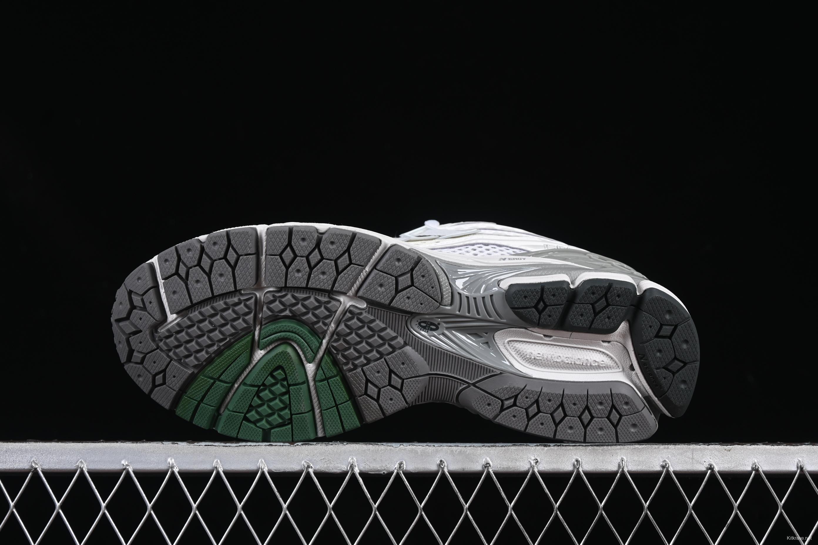 New Balance 1906 Series Retro Dad Style Casual Running Shoes - M1906RGP