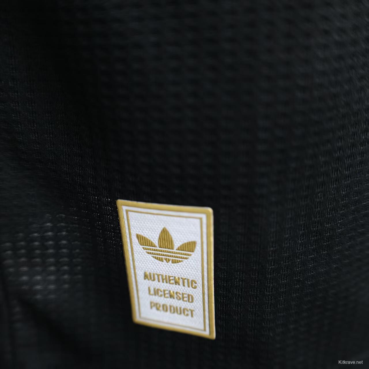 Player Version 25/26 Liverpool Black Goalkeeper Jersey