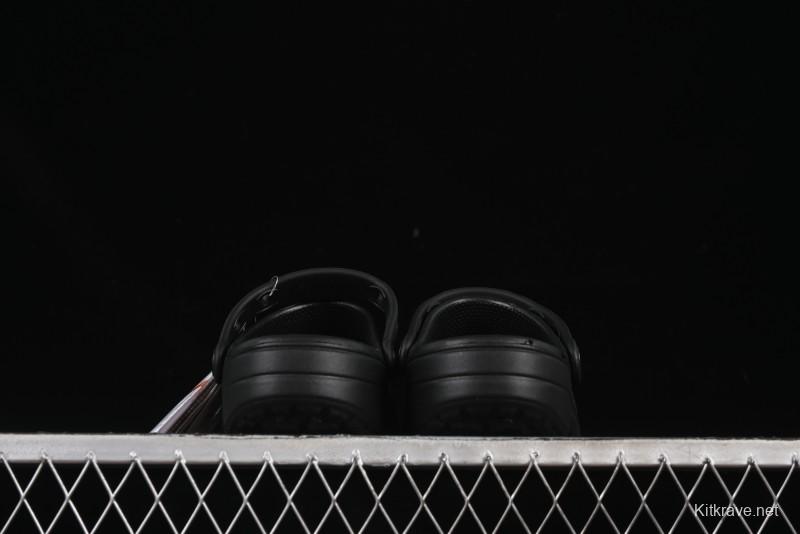 Crocs Classic Clog Two-Way Beach Sandals with Ventilation Holes - B.D4