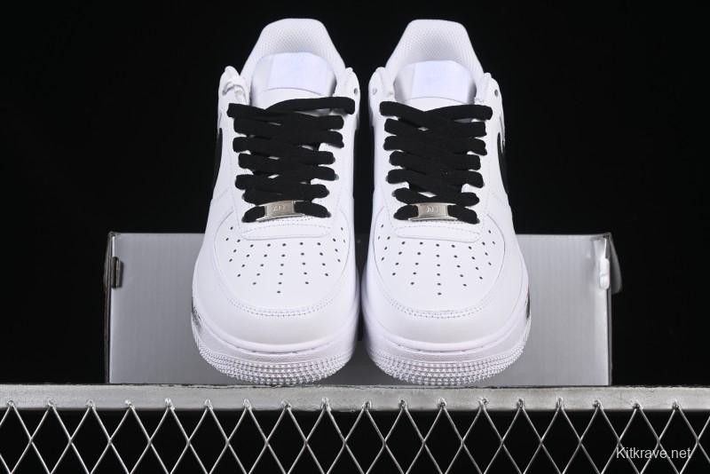 Nike Air Force 1 '07 Low Casual Sneakers in White-Black Gradient with Full-Length Air Cushion - ZH0316-078