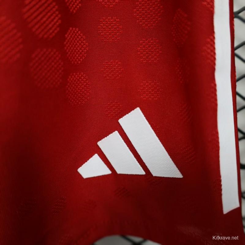 Player Version 25/26 Liverpool Home Shorts