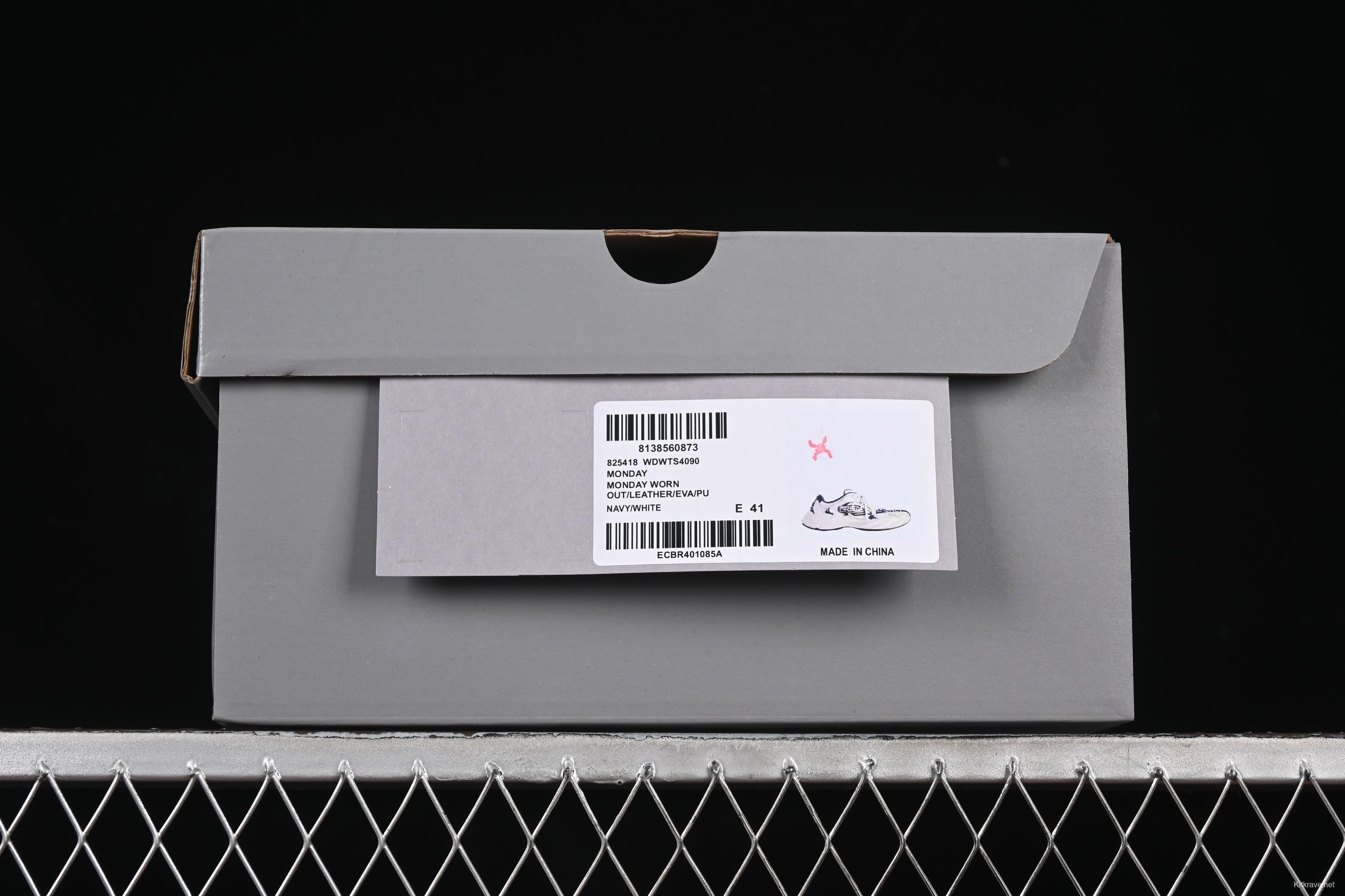 Balenciaga Monday Leather Round Toe Lace-Up Low Top Lifestyle Sneakers - WDWTS4090