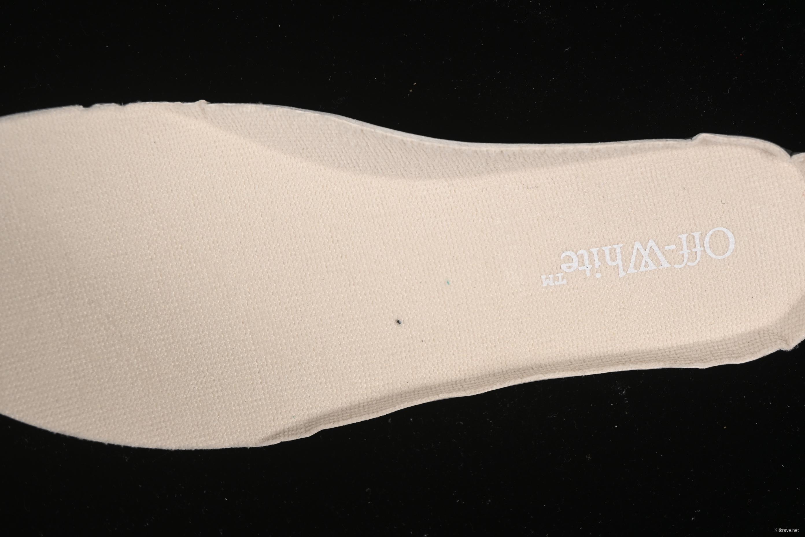 Off-White Be Right Low-Top Lifestyle Sneakers in Beige - C.D4