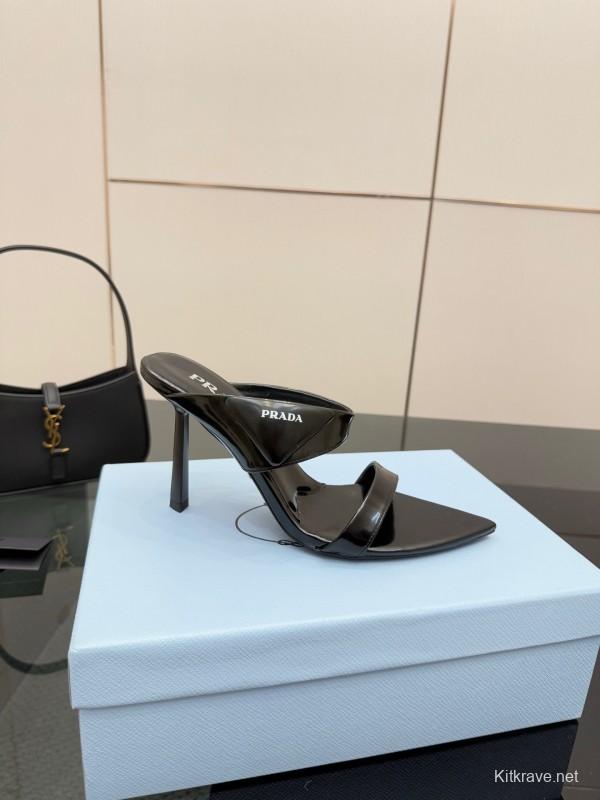 2025 Women Prada Black Leather Sandals