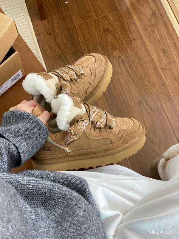 2024 Kids UGG Beige Suede Sheepskin Sneaker