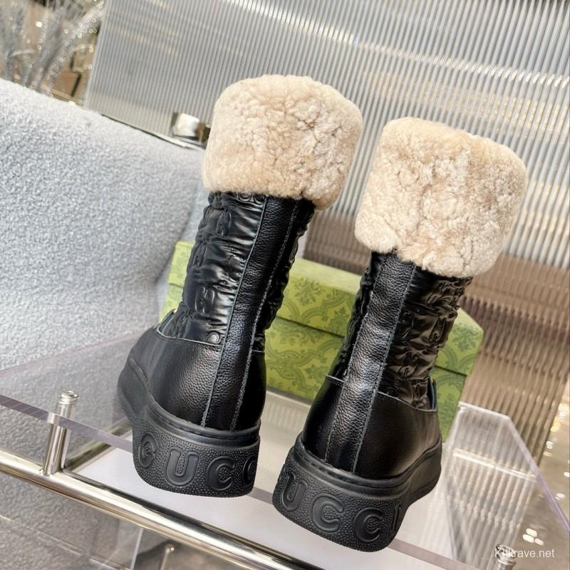 2024 Women Gucci Black Sheepskin Snow Boots Metallic Hardware MJ00420