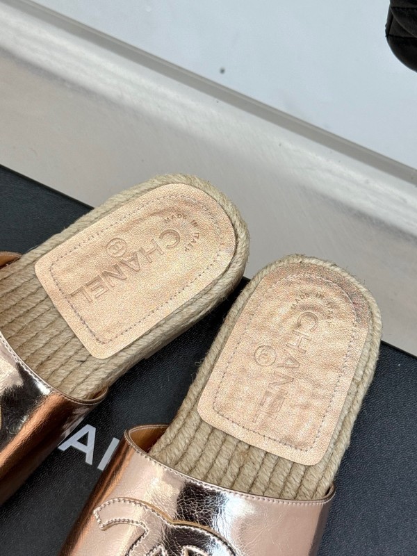 2025 Slippers Chanel Rose Gold Leather Women Espadrille Handmade KFY00230
