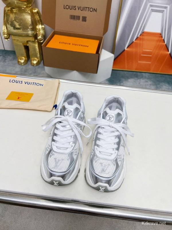 2025 Unisex Louis Vuitton White Grey Mesh Leather Sneakers LY00340