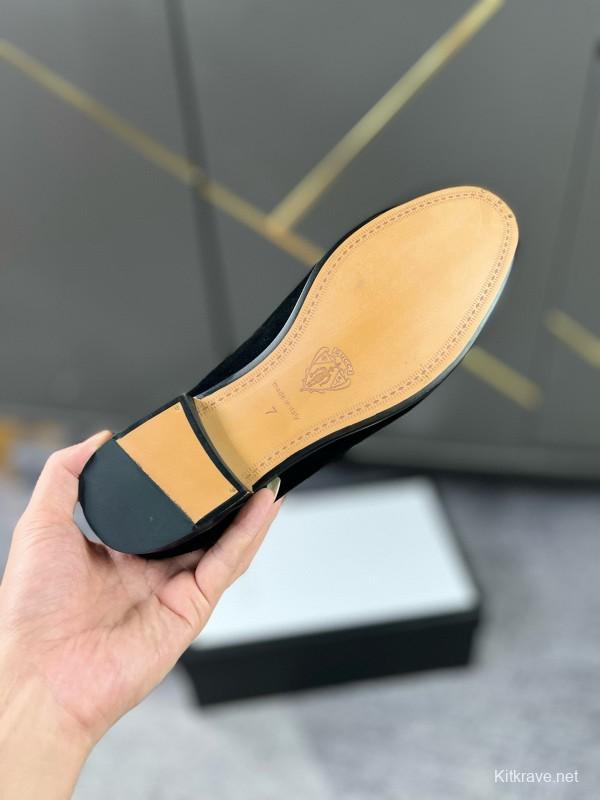 2024 Men Gucci Black Suede Leather Loafers MJ00280