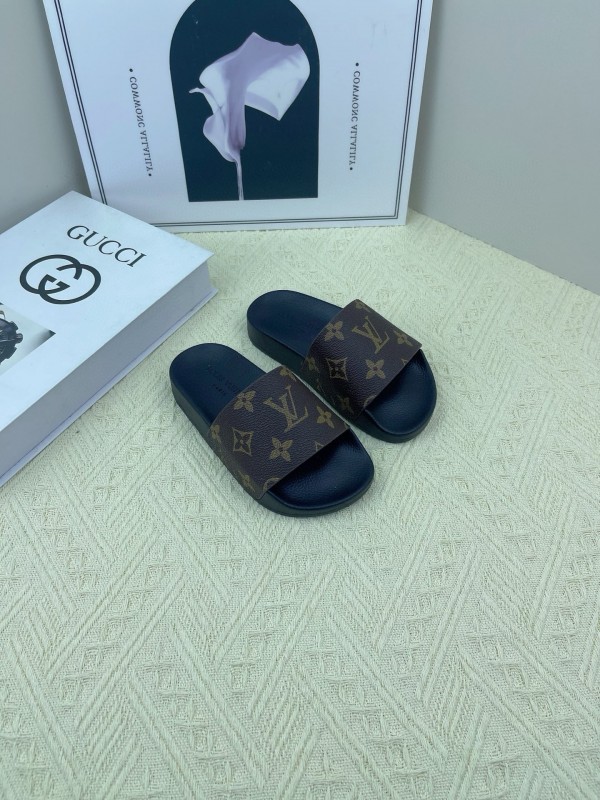 2025 Kids Louis Vuitton Brown Black Leather Slippers