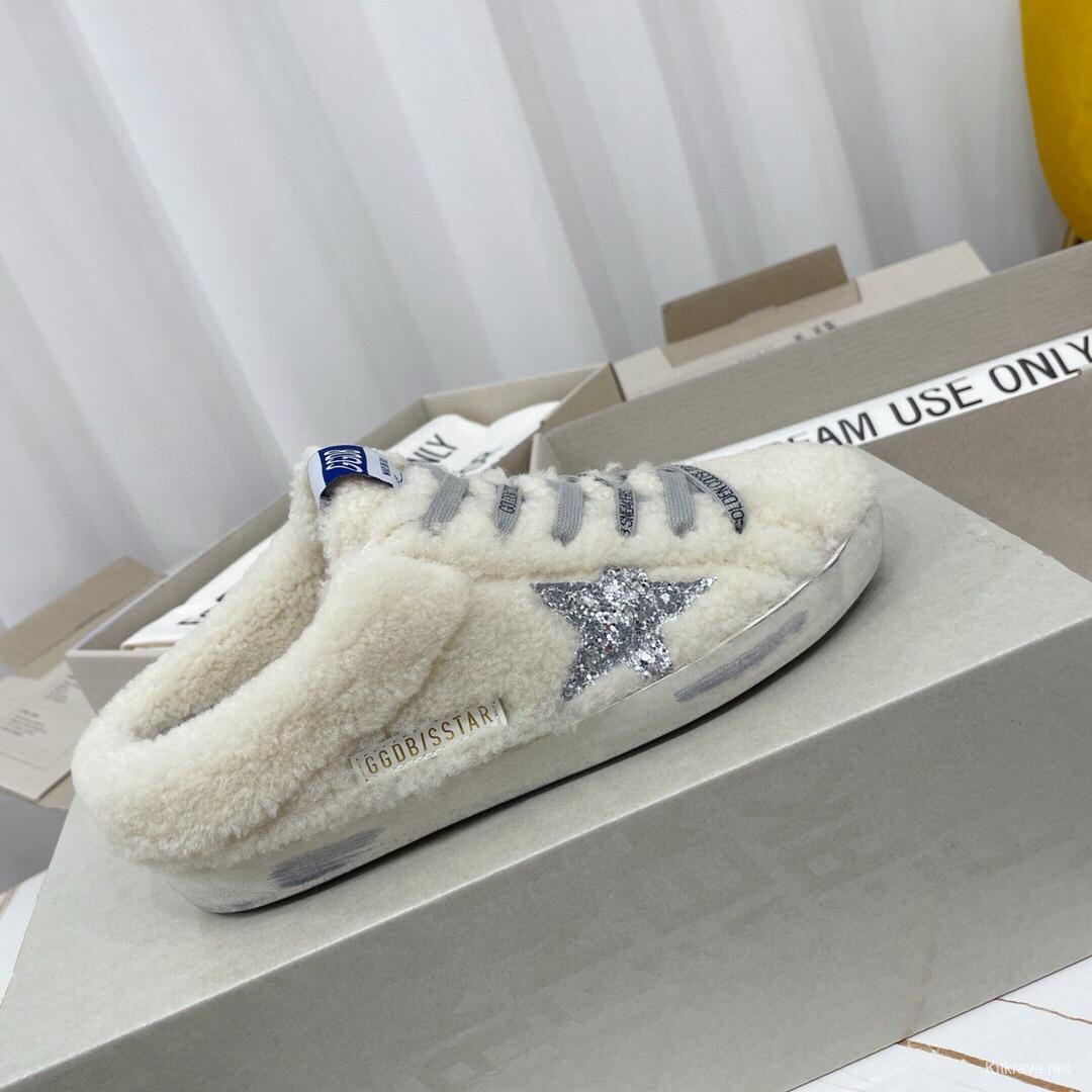 2024 Slippers GGDB White Shearling Star MJ00280