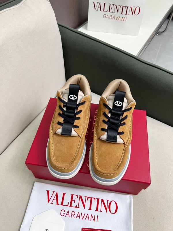 2025 Unisex Valentino Brown Beige Leather Suede Sneakers LY00390