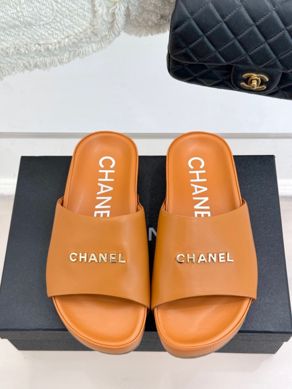 2025 Slippers Chanel Brown Leather Slippers