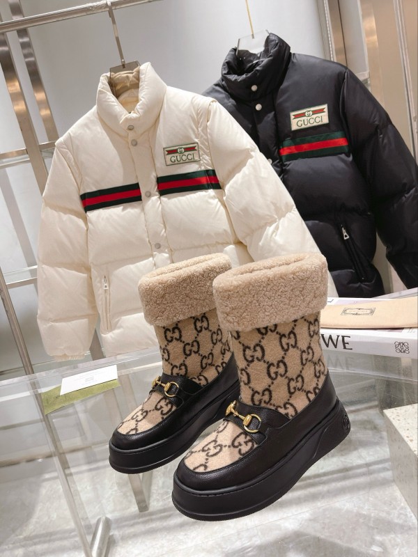 2024 Women Gucci beige black leather shearling snow boots MJ00420