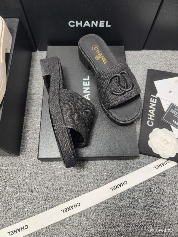 2025 Slippers Chanel Black Fabric Slippers