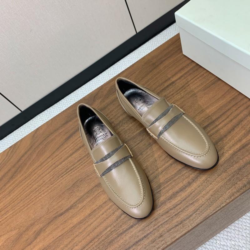 2025/Women Brunello Cucinelli Almond Leather Loafers Handmade Chain Detail LY00360(F)