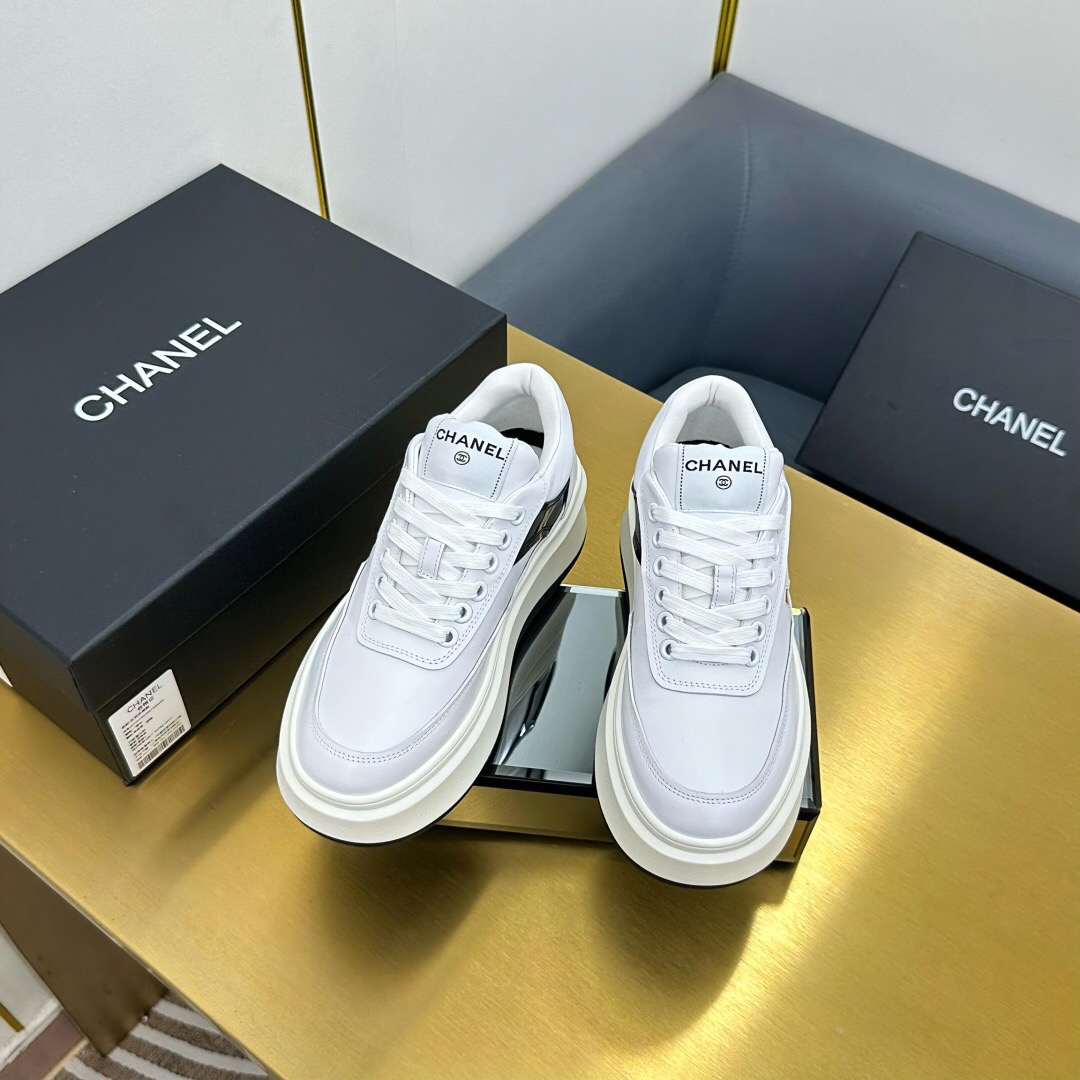 2025 Women Chanel White Black Red Leather Sneakers