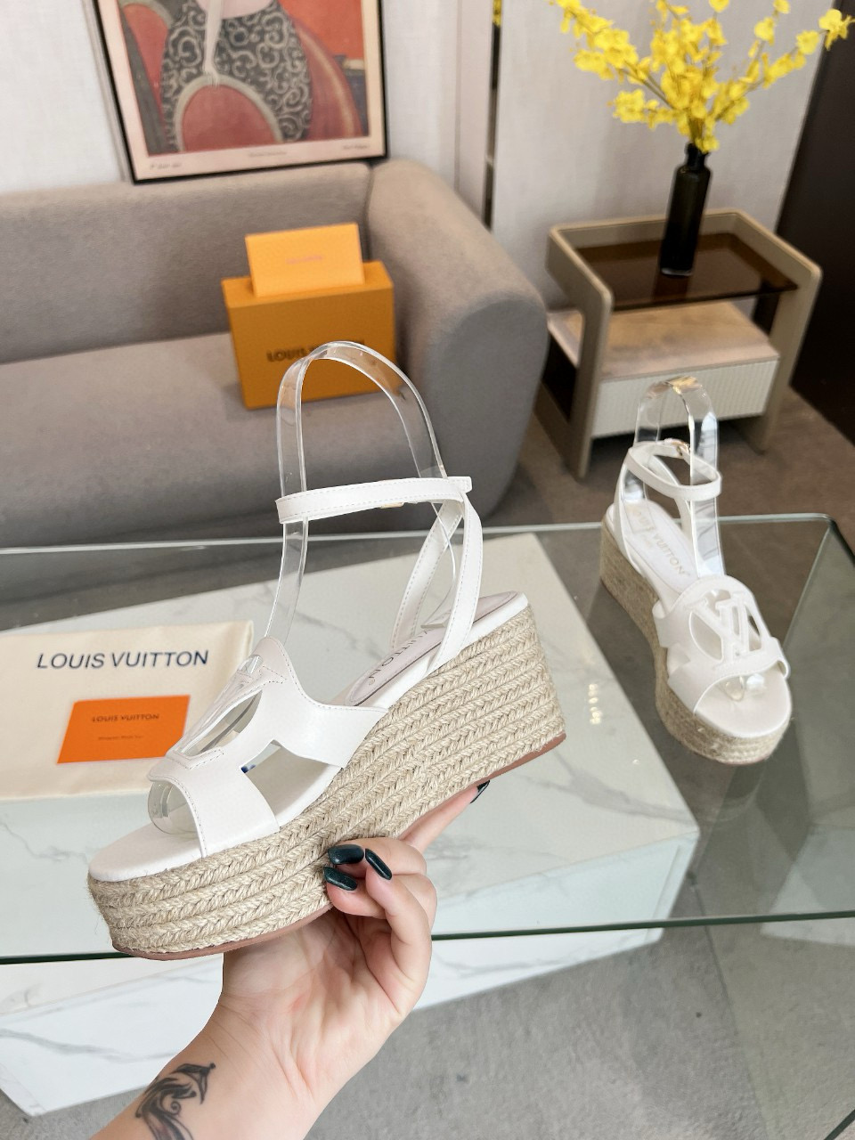 2025 Women Louis Vuitton White Leather Espadrille Wedge Sandals MJ00280