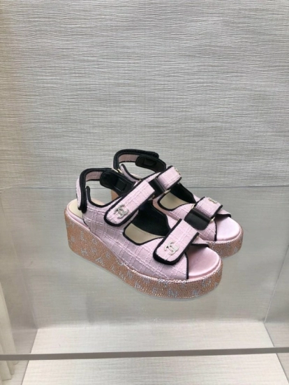 2025 Women Chanel Pink Leather Sandals LY00330