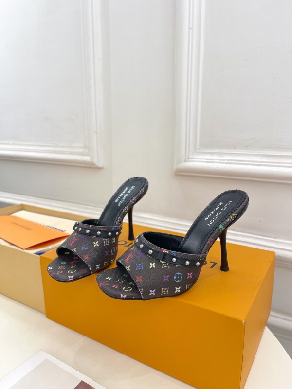 2025 Women Louis Vuitton Multicolor Leather Slippers KFY00290
