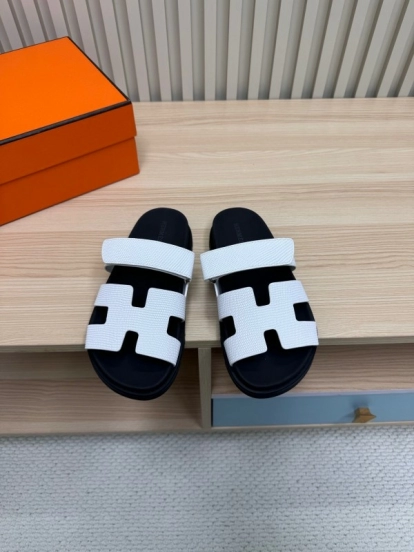 2025 Women Hermès White Black Leather Slippers