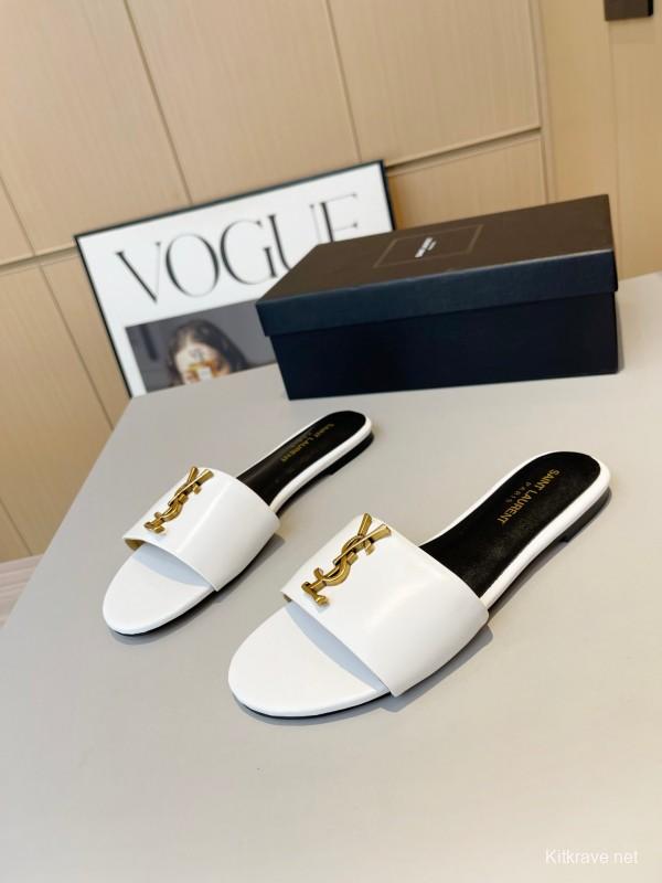 2025 Women Yves Saint Laurent White Leather Slippers LY00180