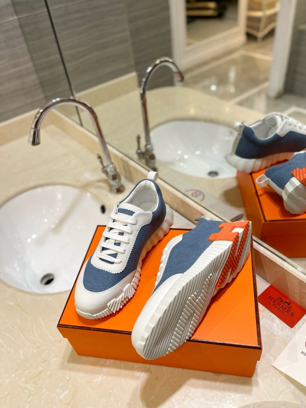 2024 Unisex Hermès Blue White Imported Silk Lambskin Casual Sneakers MJ00320