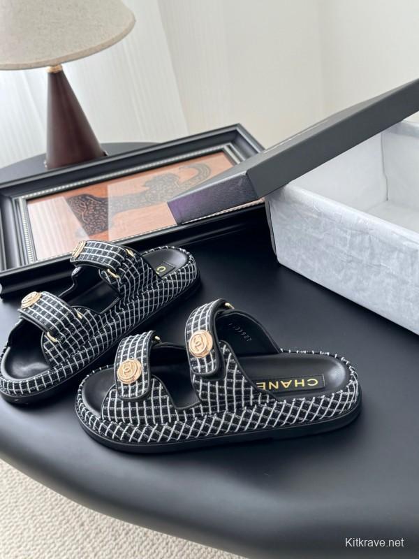 2025 Women Chanel Black White Leather Sandals LY00310