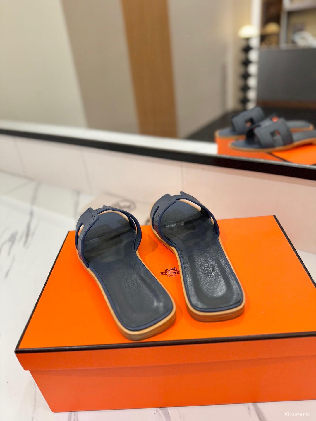 2025 Women Hermès Dark Blue Leather Slippers